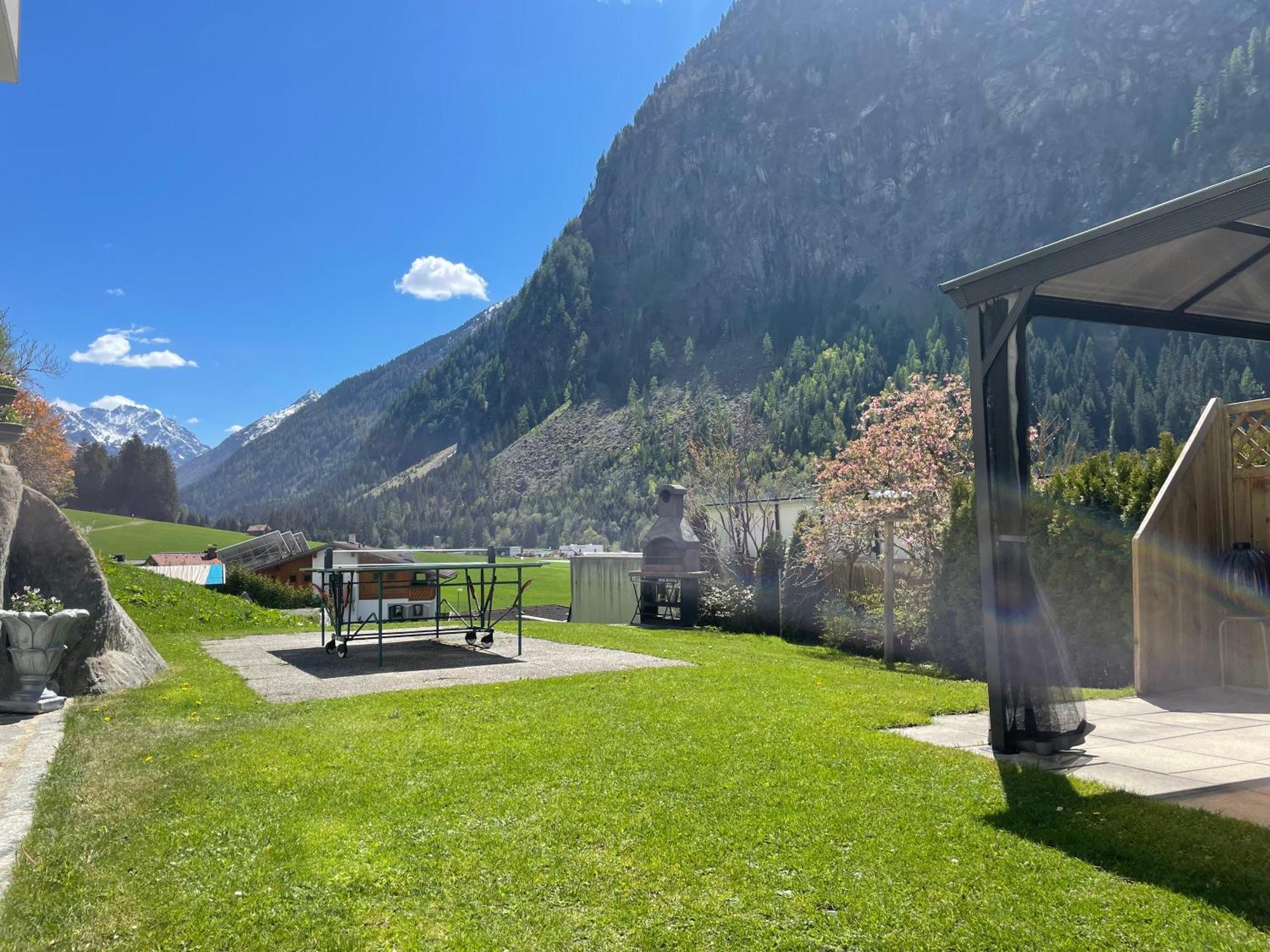 Ferienwohnung Bergspitz Sankt Leonhard im Pitztal Exterior photo